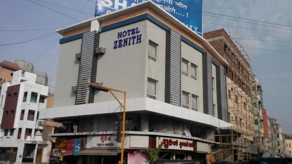 סוראט Hotel Zenith מראה חיצוני תמונה