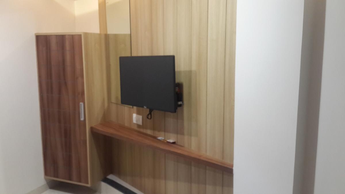 סוראט Hotel Zenith מראה חיצוני תמונה